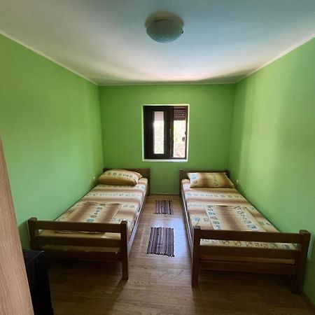 Apartments Mudric تْشيرسيك نوفي المظهر الخارجي الصورة