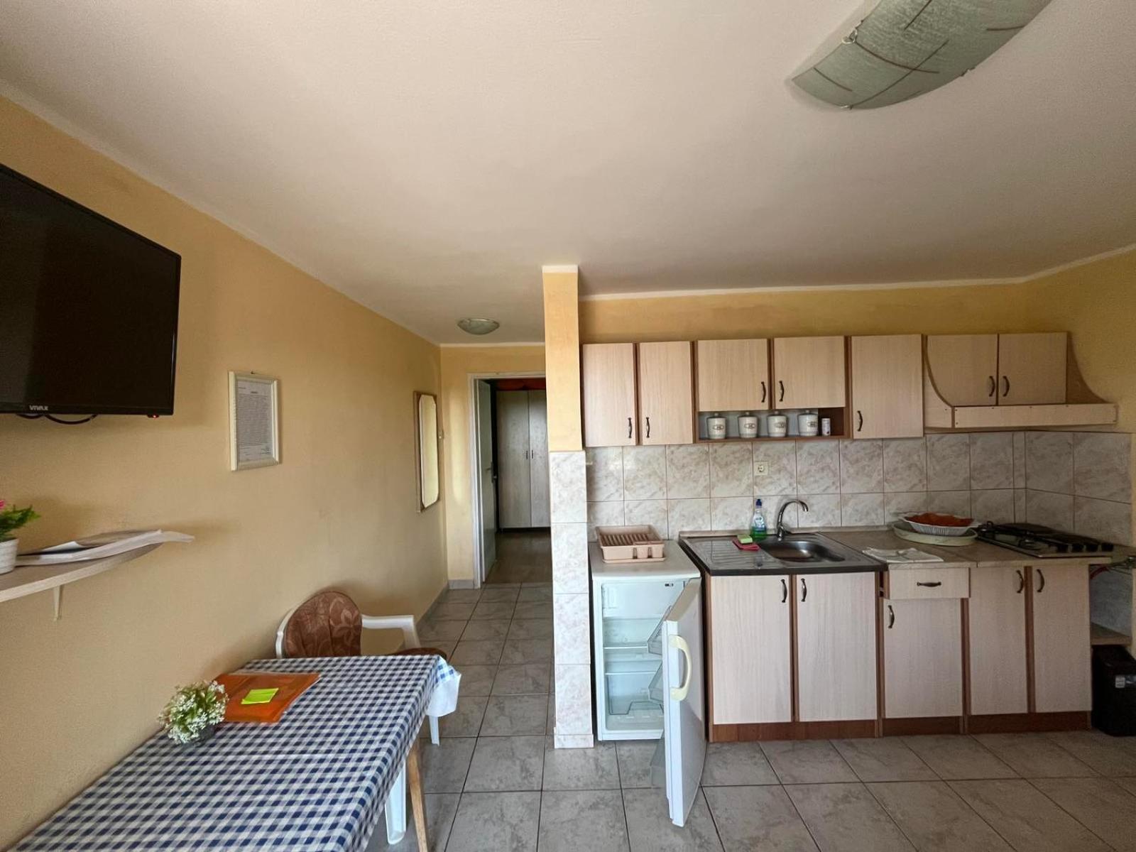 Apartments Mudric تْشيرسيك نوفي المظهر الخارجي الصورة